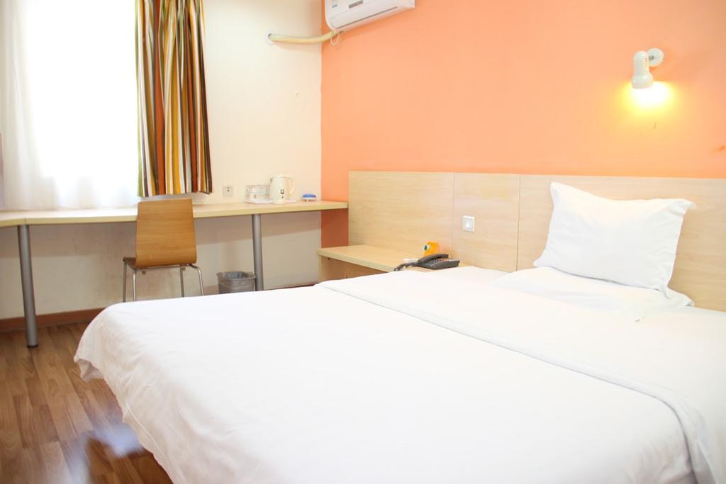 7Days Inn Guangzhou East Railway Station Branch Szoba fotó